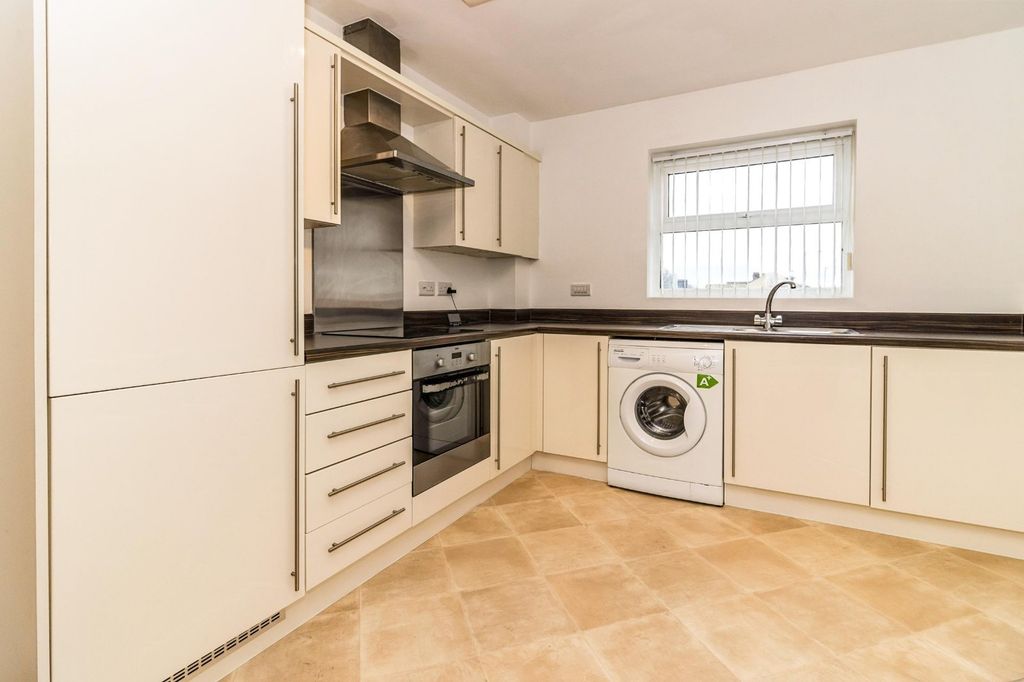 Property photo 3 of 8 Picture No. 23