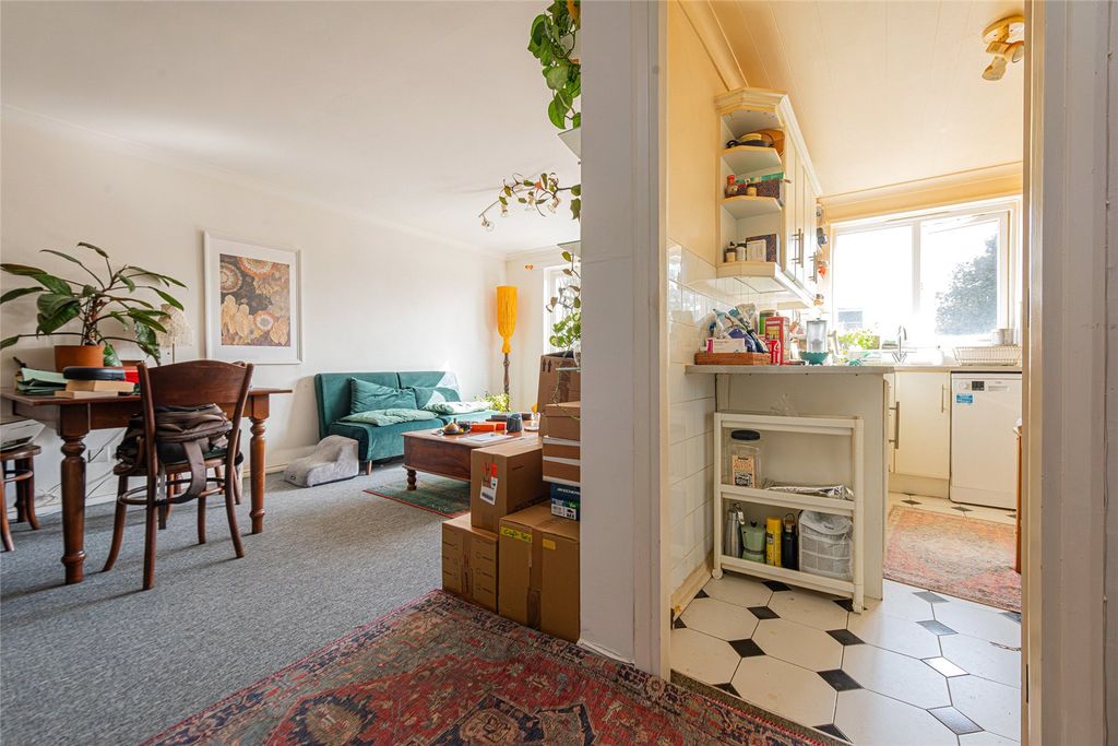 Property photo 3 of 12 Picture No. 02