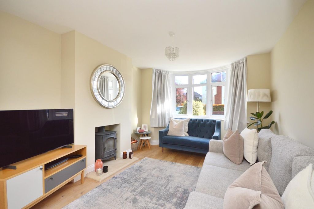 Property photo 3 of 24 Sitting Room