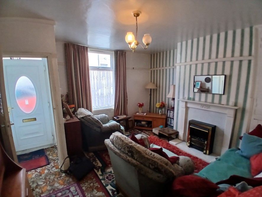 Property photo 2 of 7