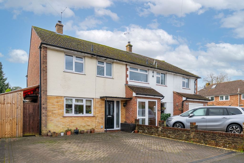 Property photo 2 of 16
