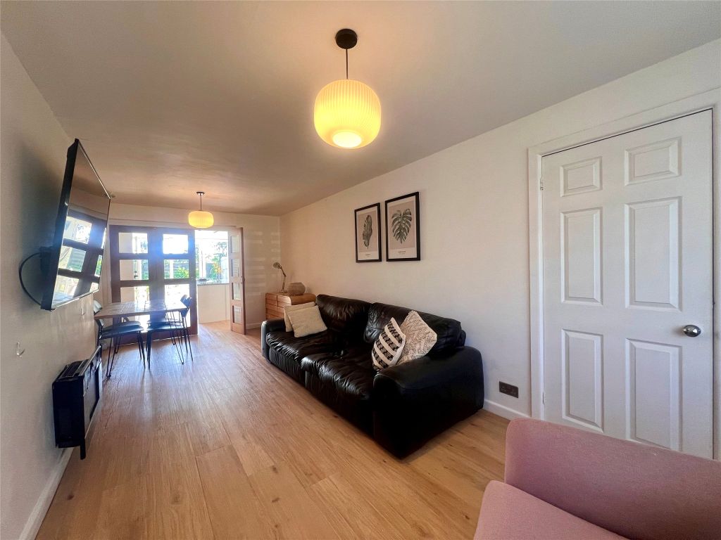 Property photo 3 of 21 Picture No. 05