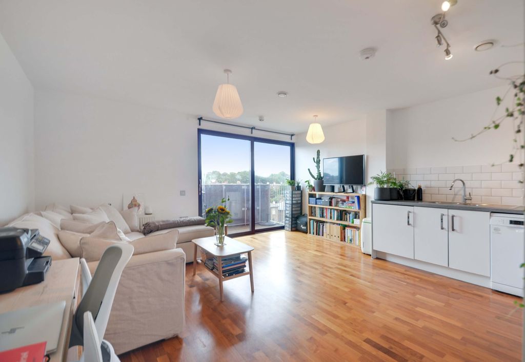 Property photo 2 of 16 Open Plan Living Area (2).Jpg