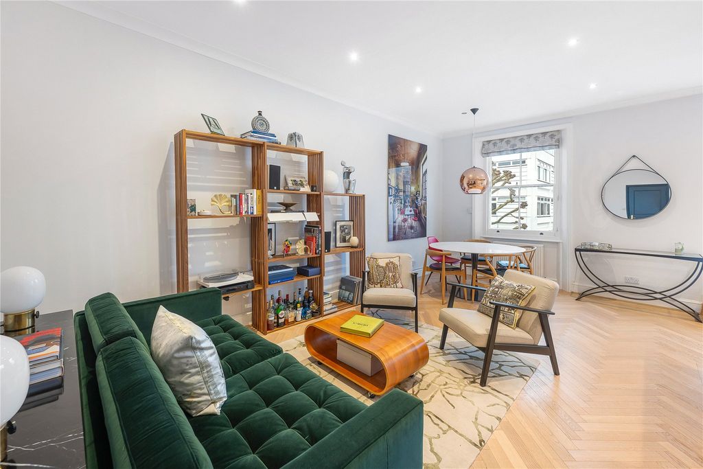 Property photo 3 of 18 Reception Room