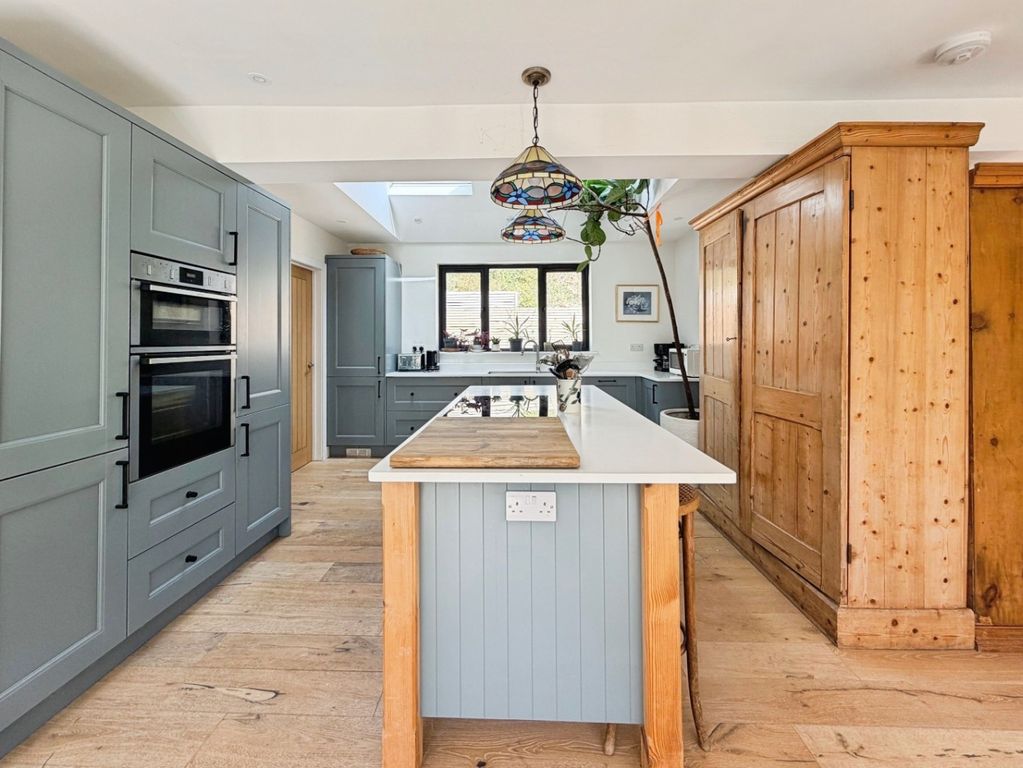 Property photo 3 of 28 5325545