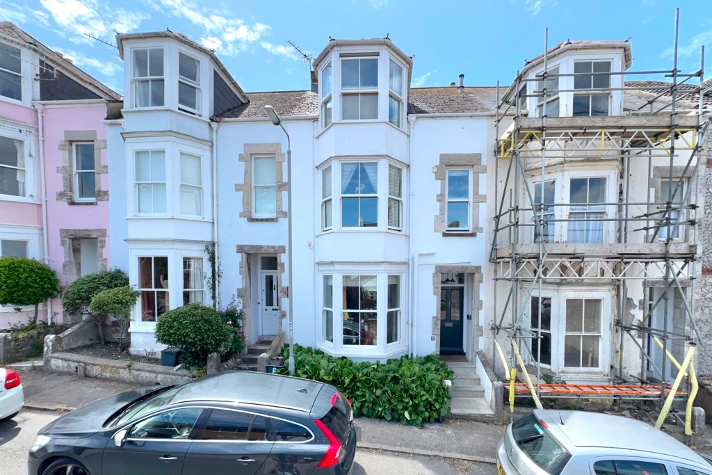 Property photo 1 of 15