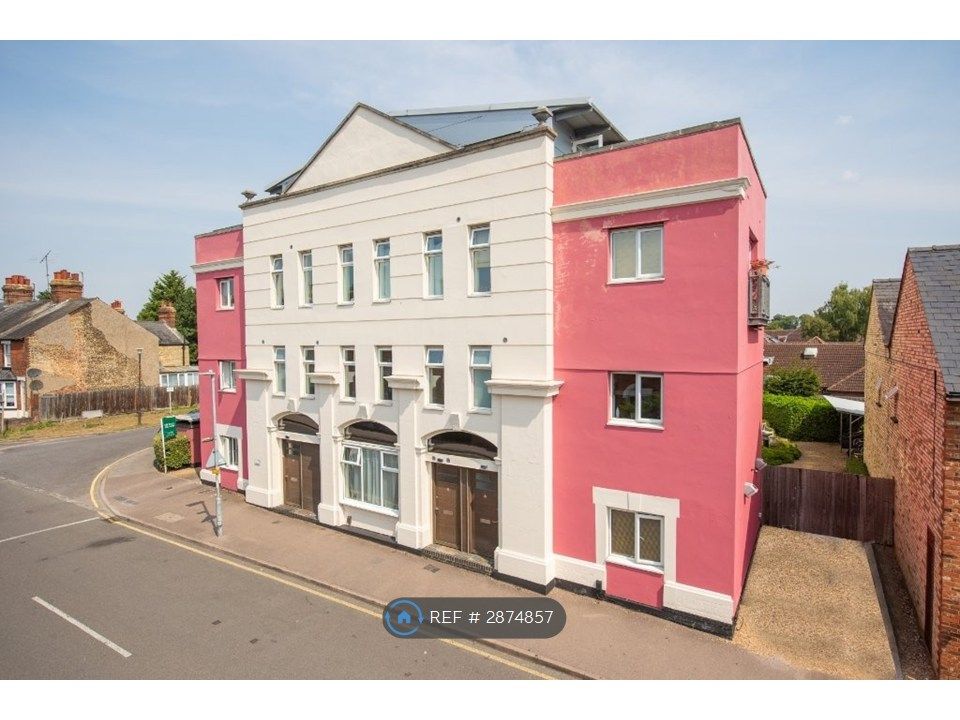 Property photo 1 of 8 Building Front