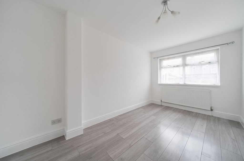 Property photo 3 of 7 1400856-6-6968Fd7...