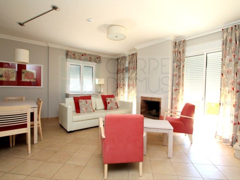 Property photo 3 of 44