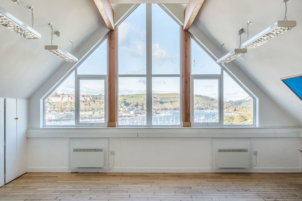 Property photo 2 of 21 Photo 11