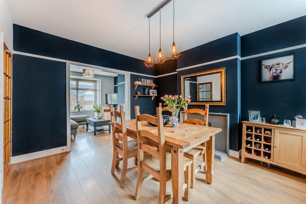 Property photo 1 of 24 Dining Room