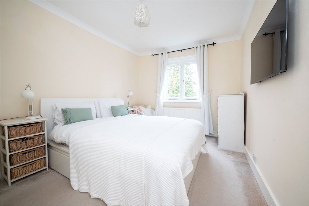 Property photo 3 of 16 Picture No. 8