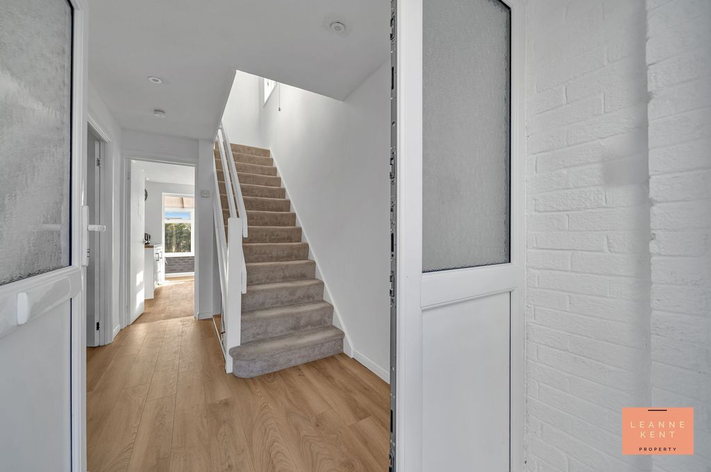 Additional image 6 of 3 bed semi-detached house for saleCaerleon Court, Caerphilly CF83