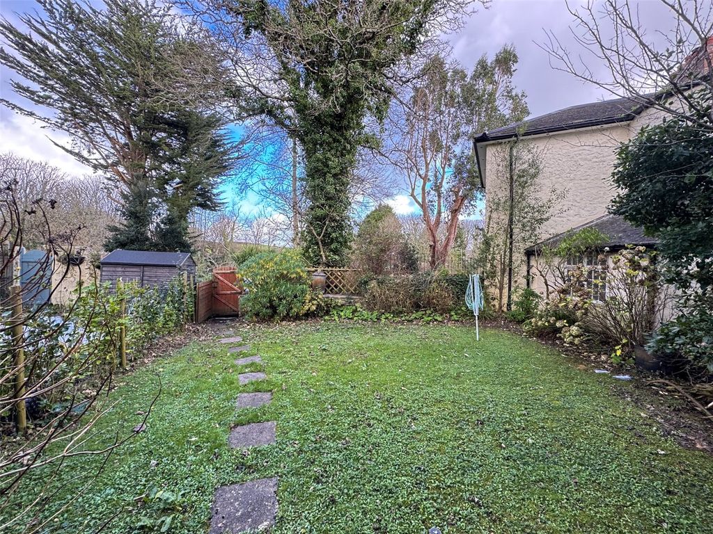 Property photo 3 of 12 Picture No. 02