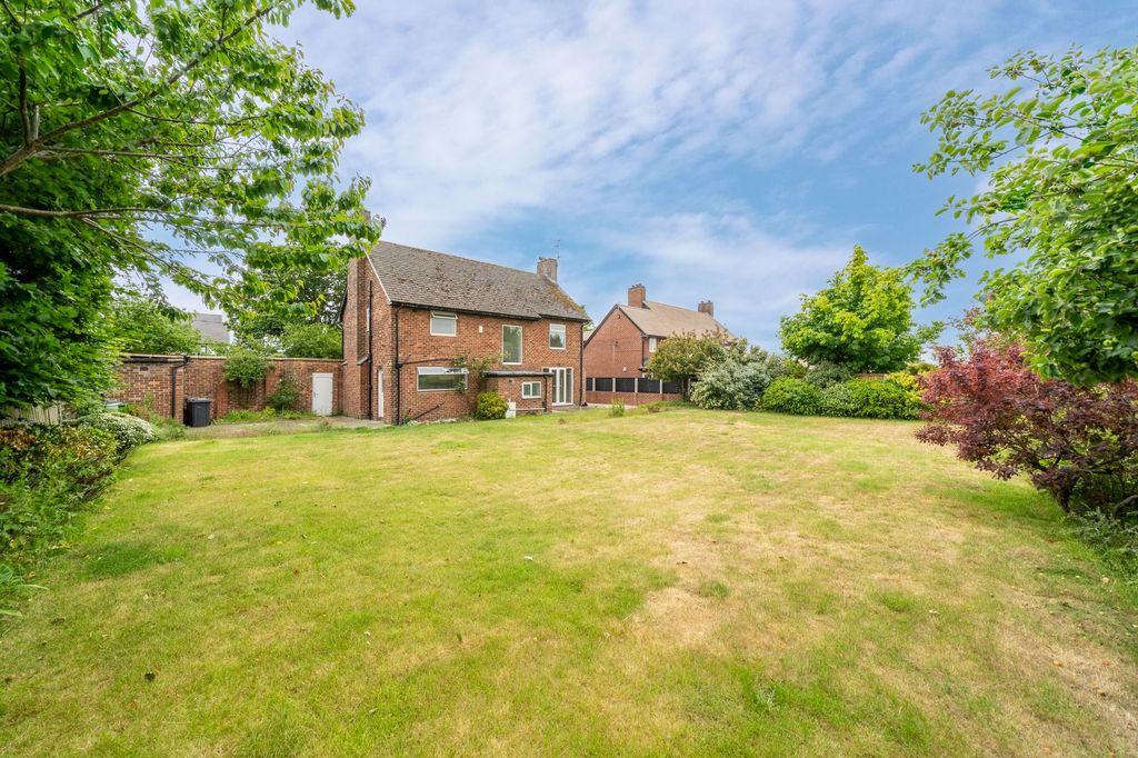 Property photo 3 of 20