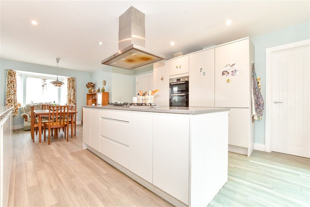Property photo 3 of 11 Kitchen/Dining Room