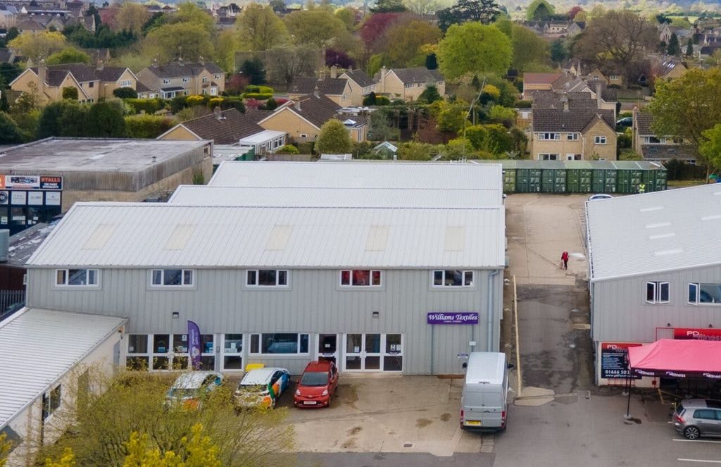 Property photo 1 of 8 Kingscotec  D.Jpg