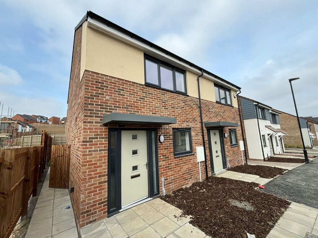 Property photo 2 of 11 Photo 7