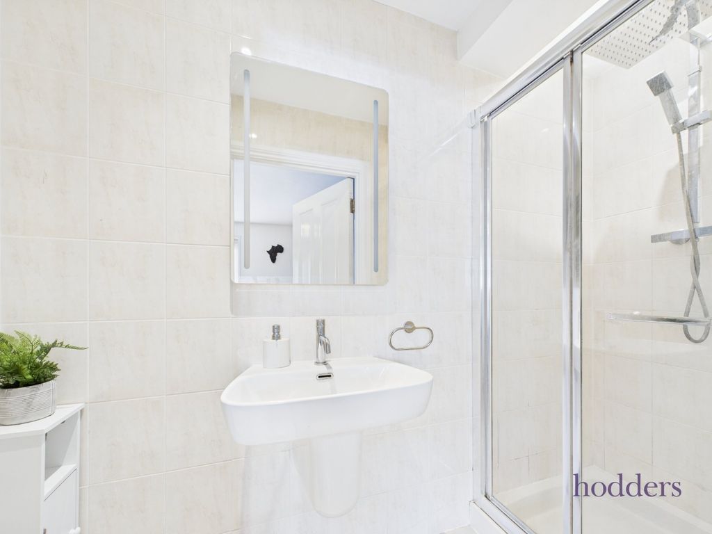 Additional image 6 of 1 bed maisonette to rentChapel Grove, Addlestone, Surrey KT15