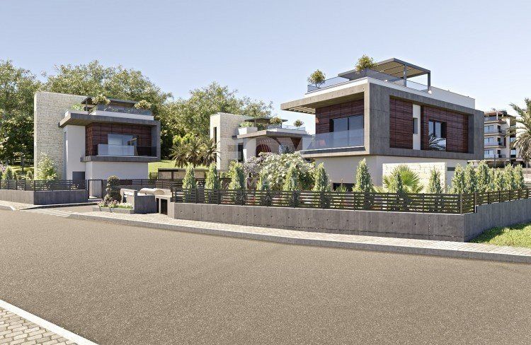 Property photo 1 of 4 5 Bed House For Sale In Mouttagiaka Limassol Cyprus