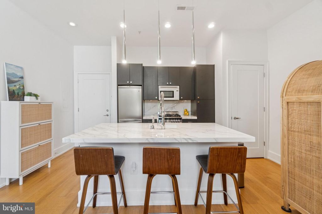 Property photo 3 of 16 <Alttext/>