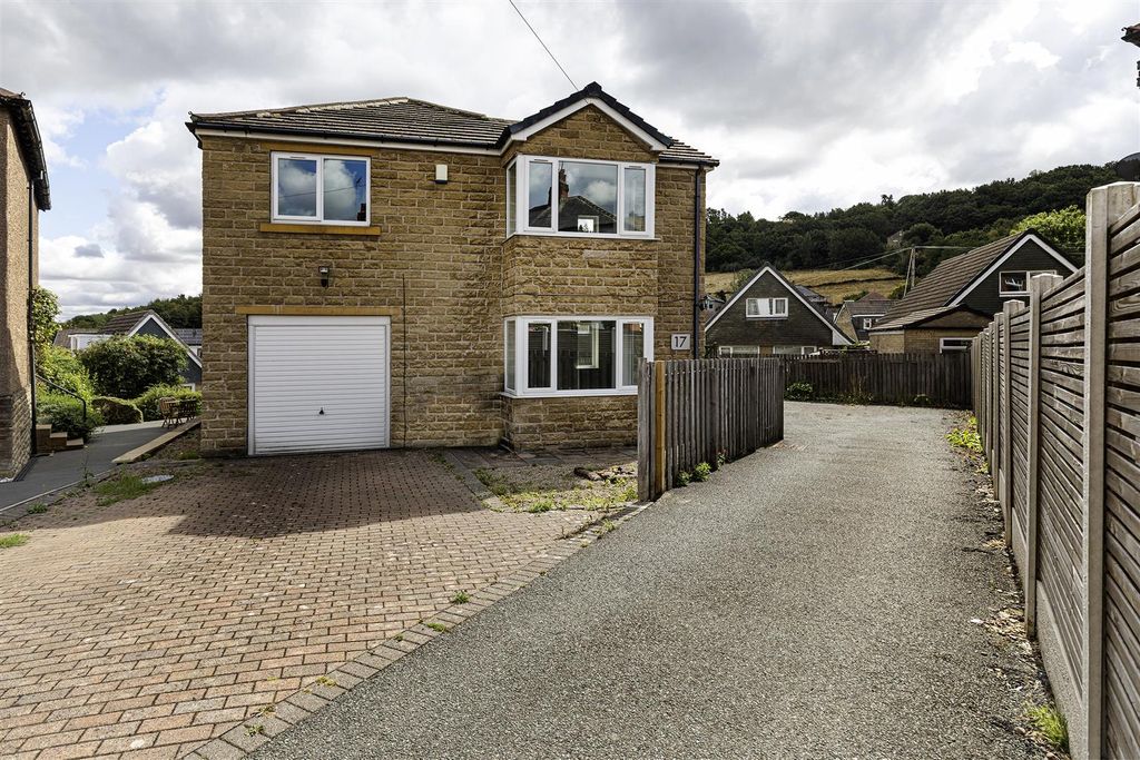 Property photo 1 of 36
