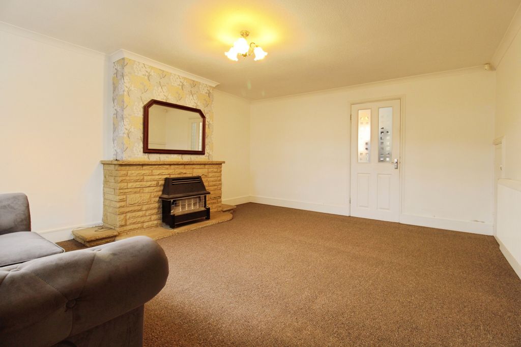 Property photo 2 of 8 Living Room