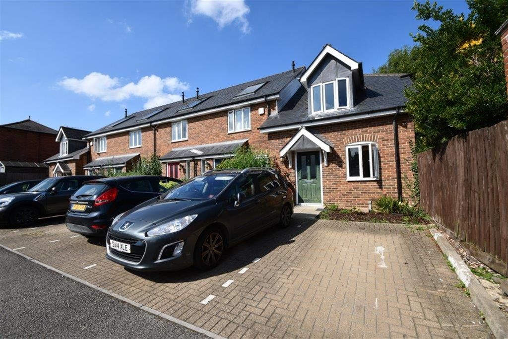 Property photo 1 of 9 (Main)