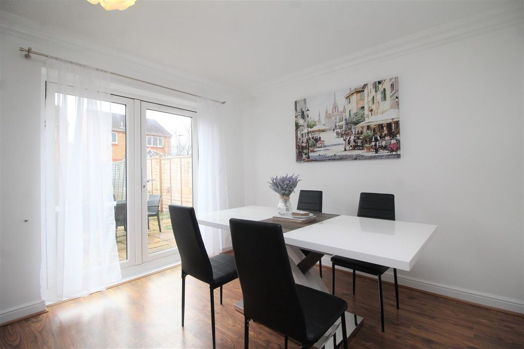 Property photo 3 of 12 Dining Area.Jpg