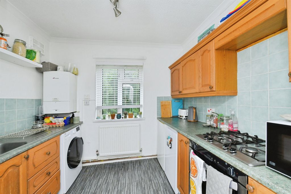 Property photo 3 of 21