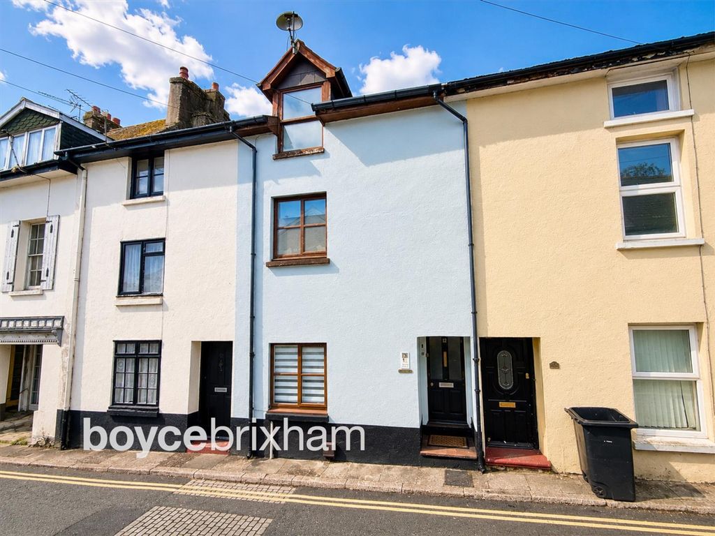 Property photo 1 of 17 Frontwm.Jpg