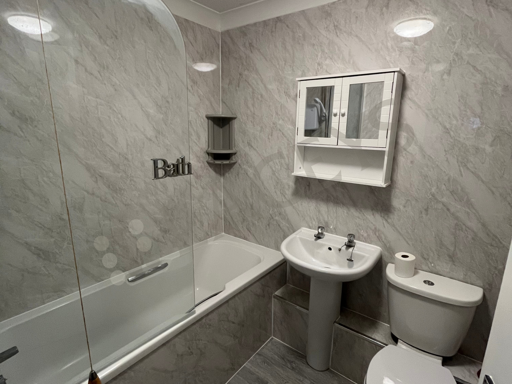 Property photo 2 of 6 Lettings Watermark (3)