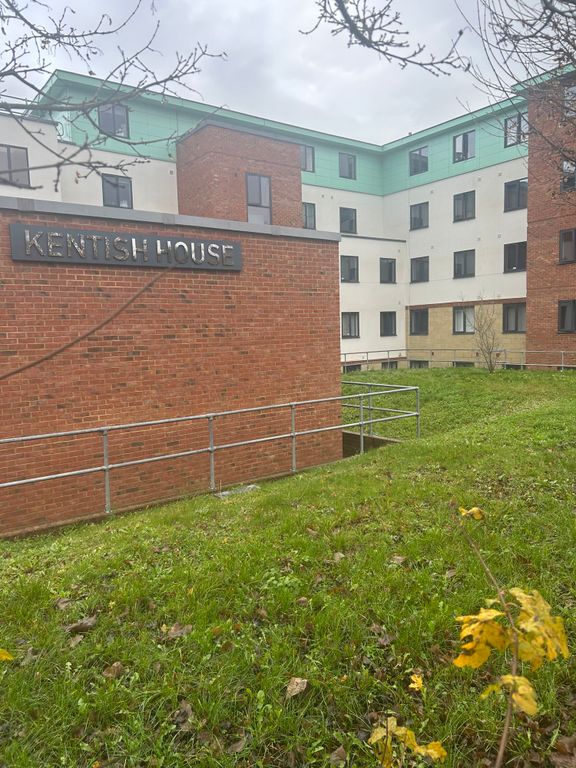 Property photo 2 of 6