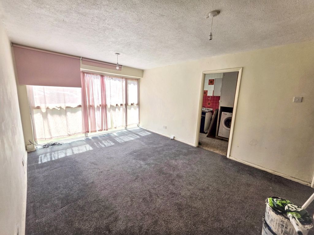 Property photo 2 of 9 Image 1
