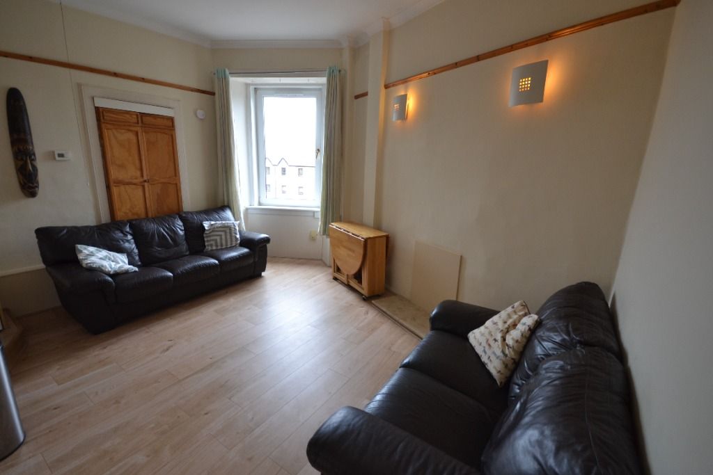 Property photo 2 of 8 Photo 2