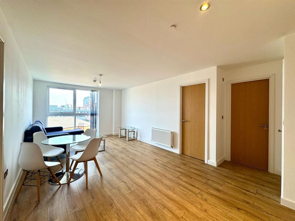 Property photo 2 of 10 Whatsapp Image 2025-04-04 At 12.35.51.Jpeg