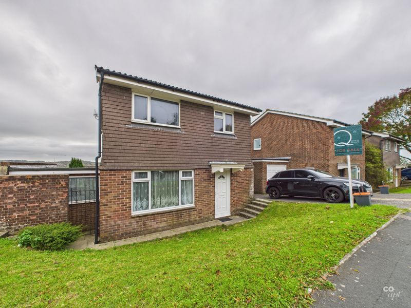 Property photo 3 of 17 Photo 9