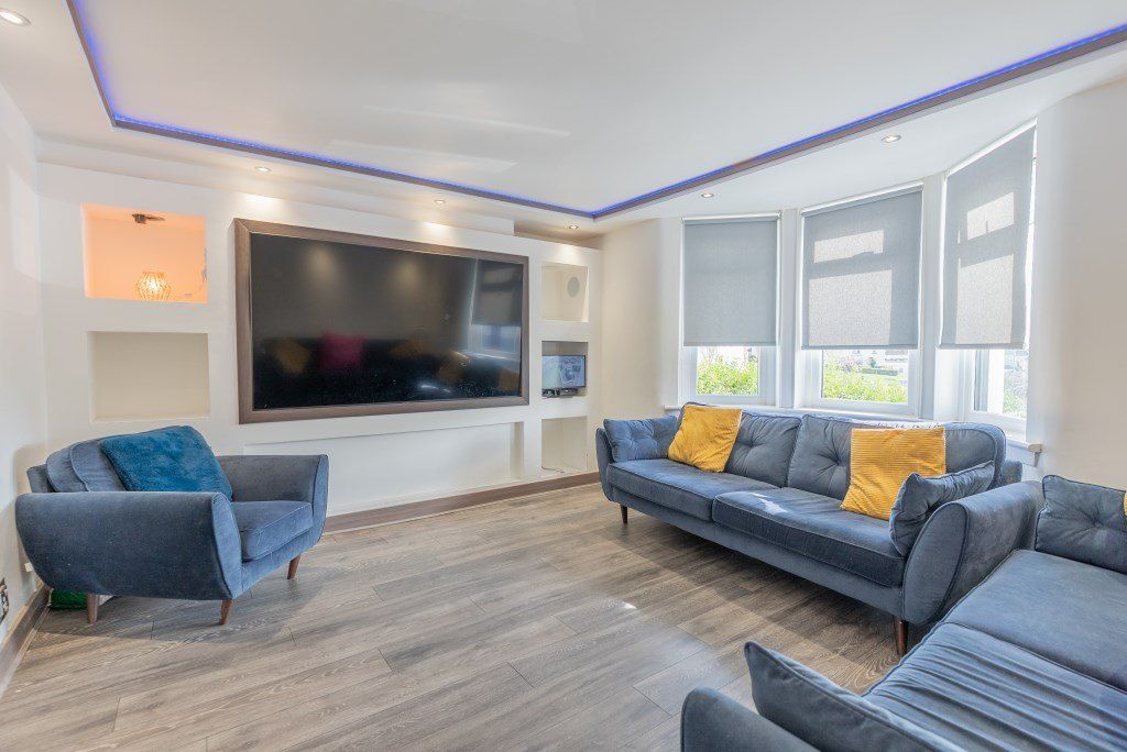 Property photo 3 of 29 Gallery