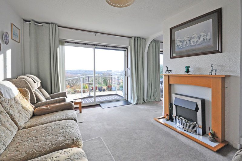 Property photo 2 of 17 Photo 3