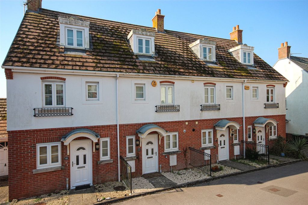 Property photo 1 of 15 Photo 15