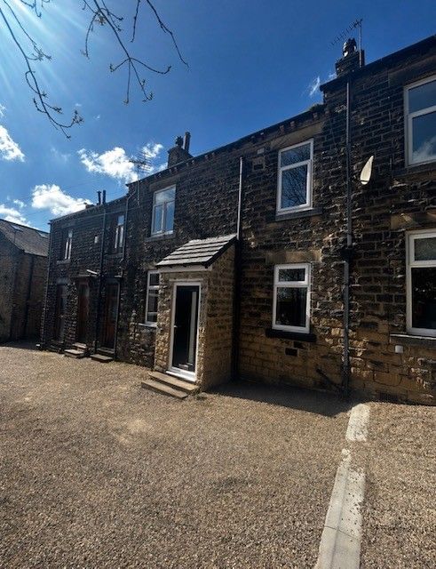 Property photo 1 of 7 Cover