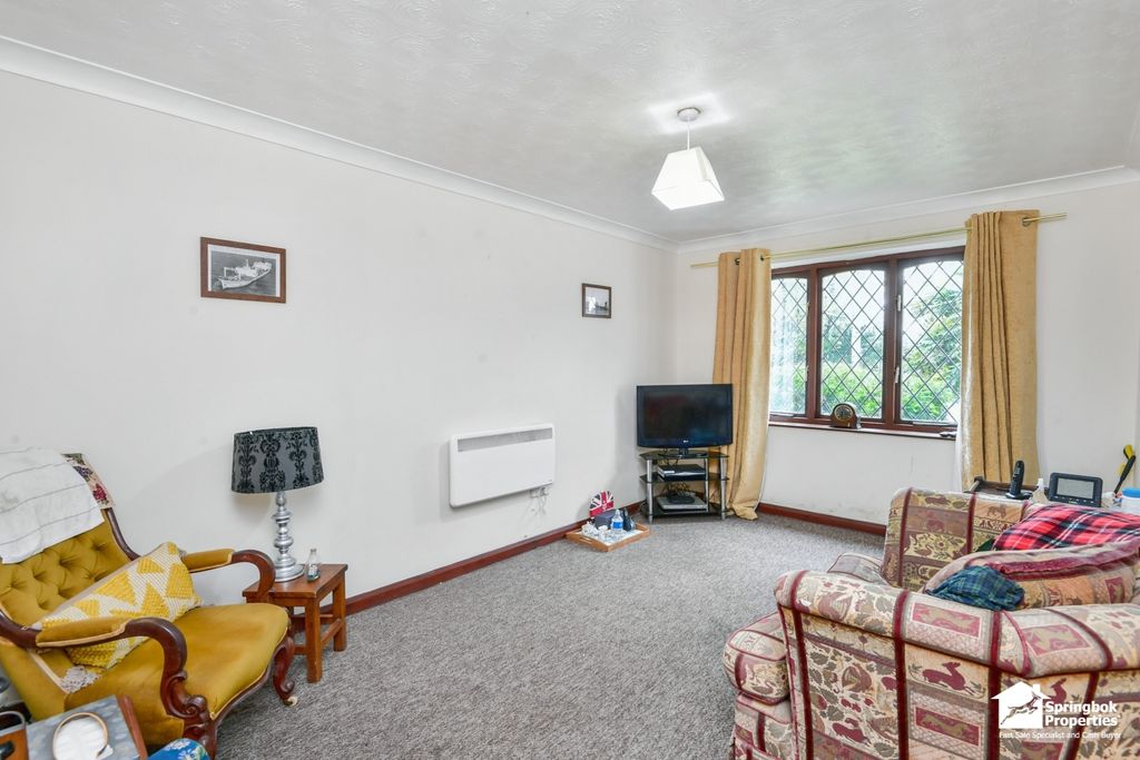 Property photo 2 of 12 Image 2