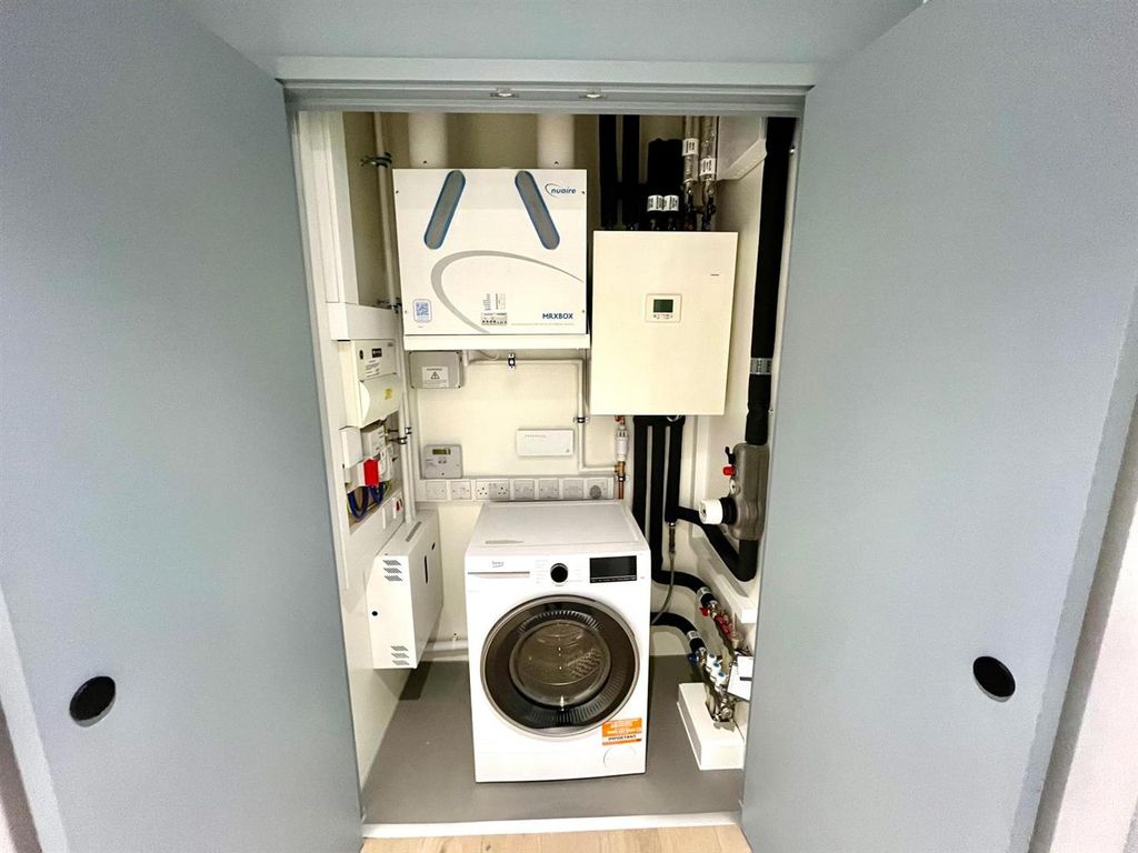 Property photo 1 of 20 Whatsapp Image 2026-04-15 At 13.37.36 (1).Jpeg