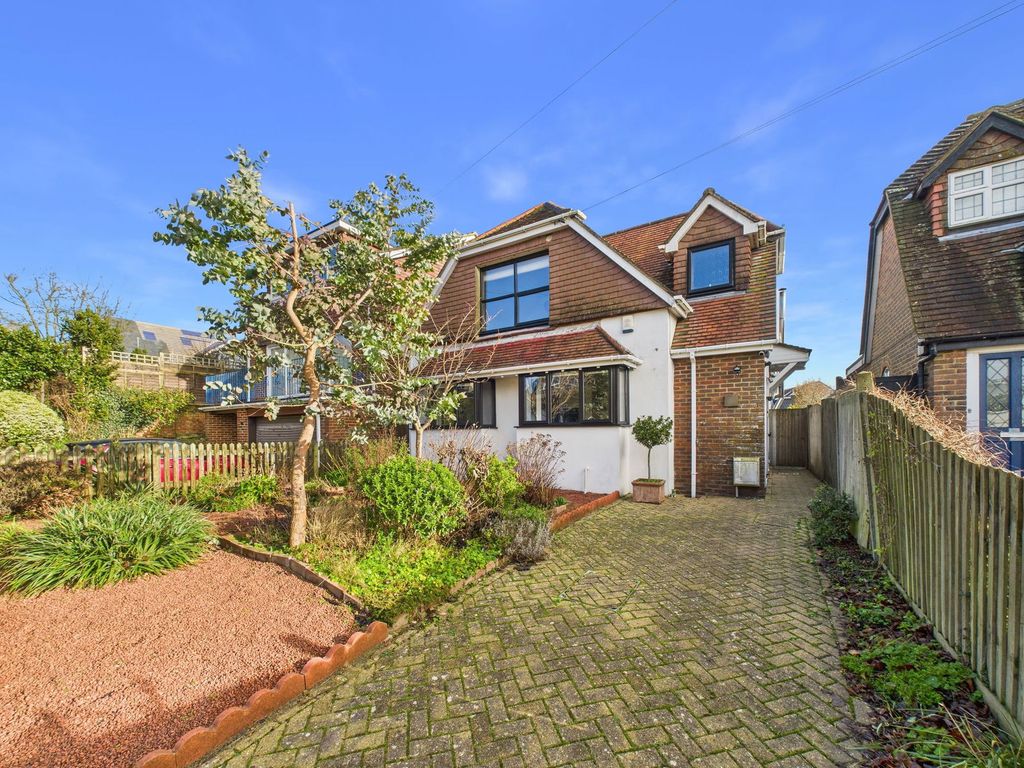 Property photo 1 of 27