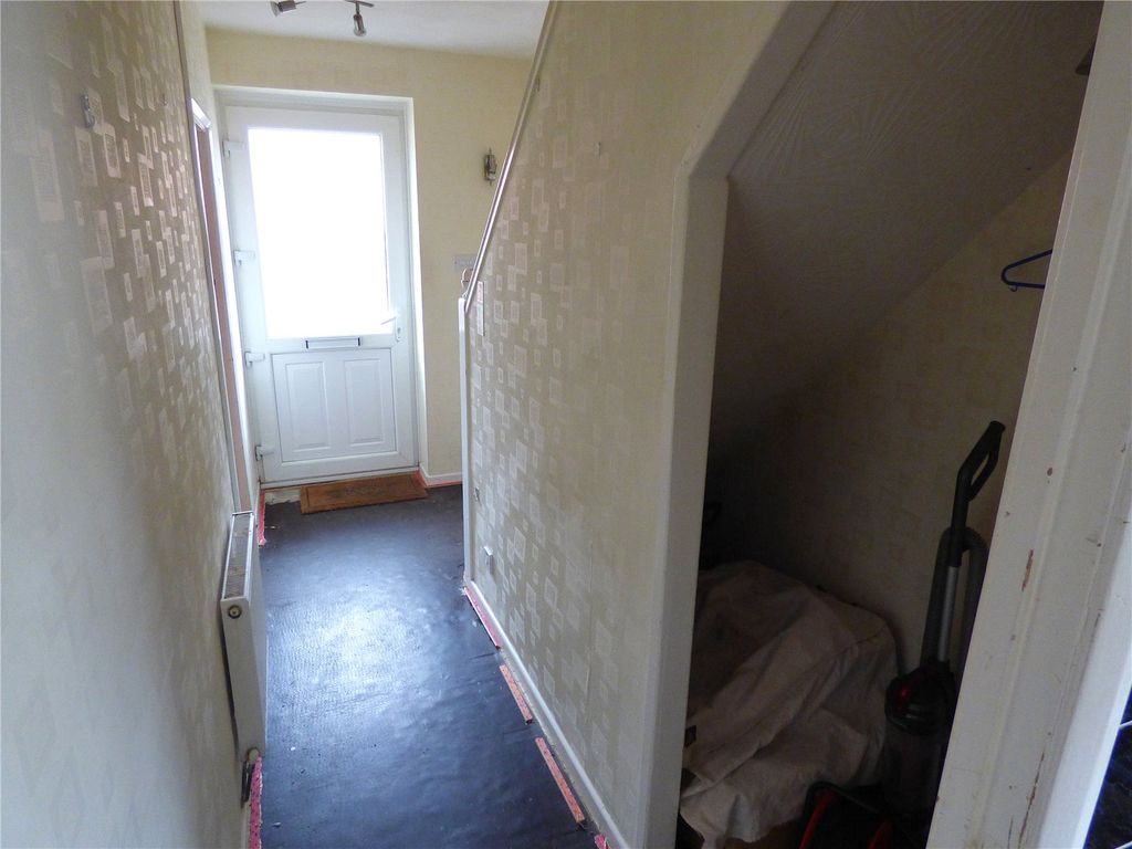 Property photo 2 of 27 Picture No. 37