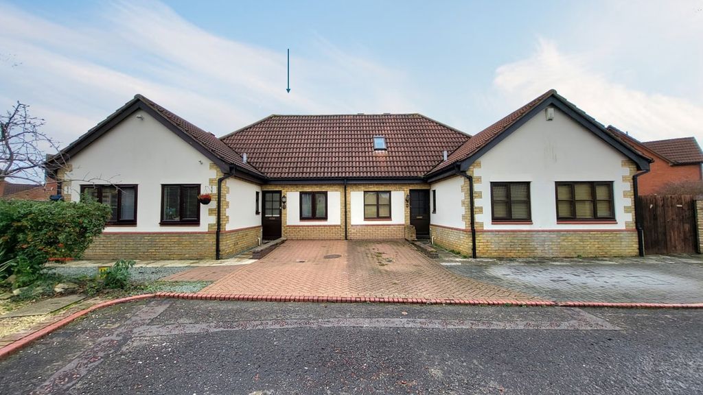 Property photo 1 of 23