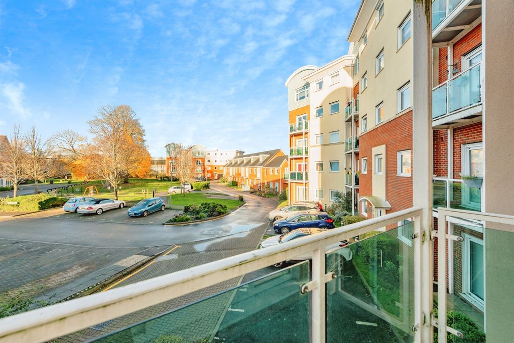 Property photo 3 of 13