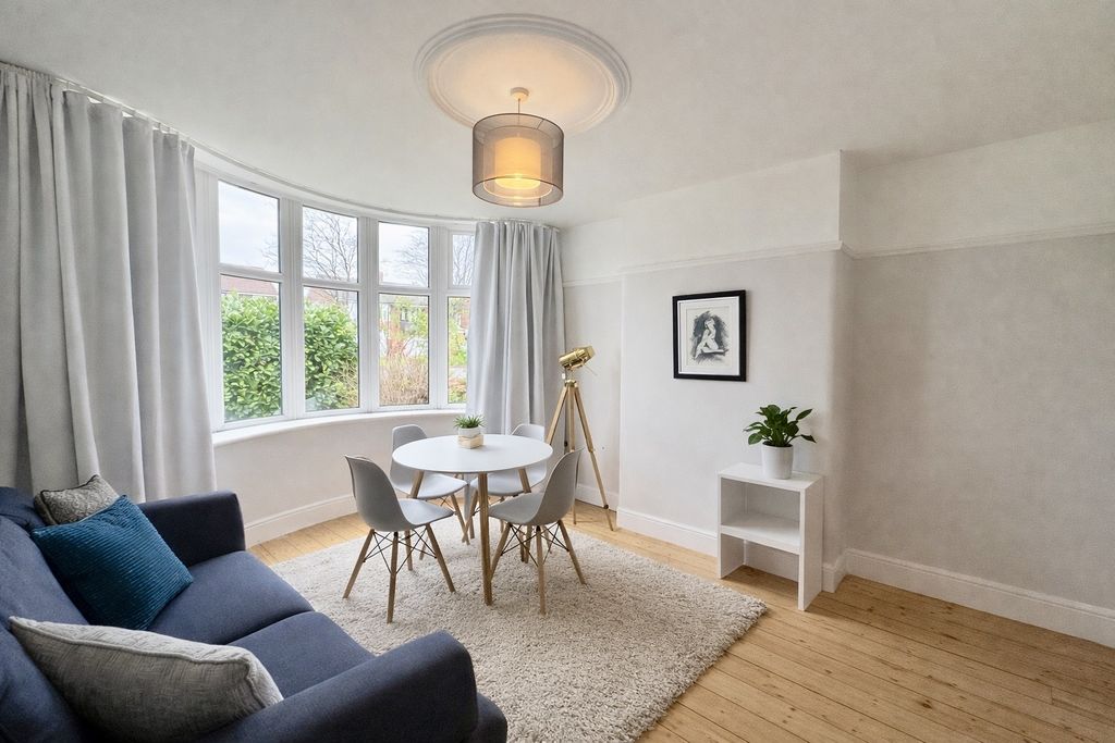 Property photo 3 of 11 Gallery