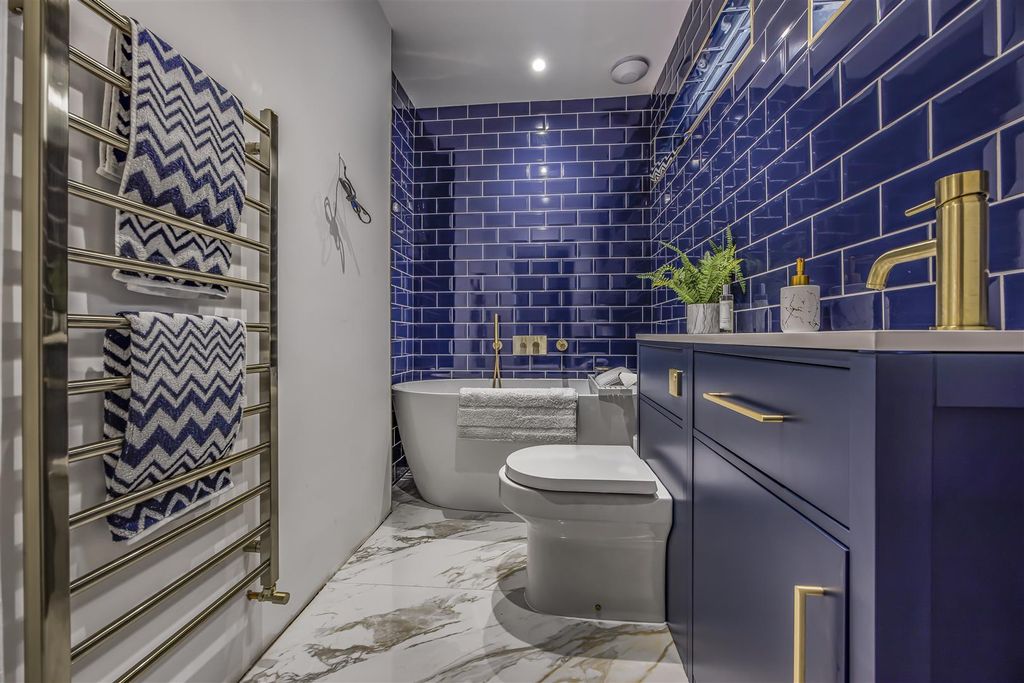 Property photo 2 of 25 23 Leopold Street, Southsea-Porticomarketing-Soldb