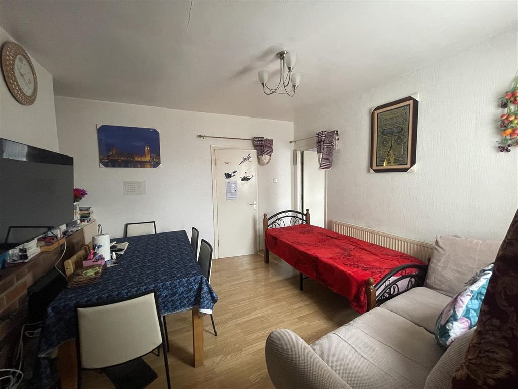 Property photo 2 of 8 Img_4907.Jpg